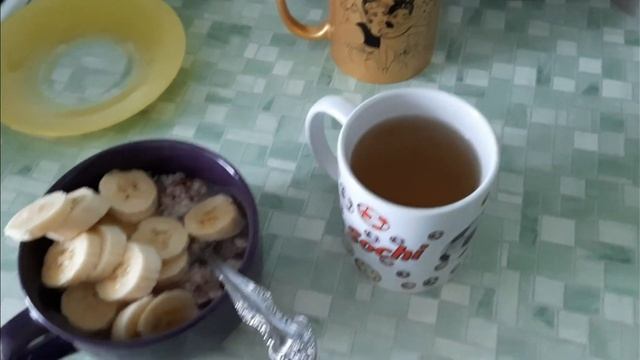 Мой день, влог/что я ем за день? Прогулка,чтение.