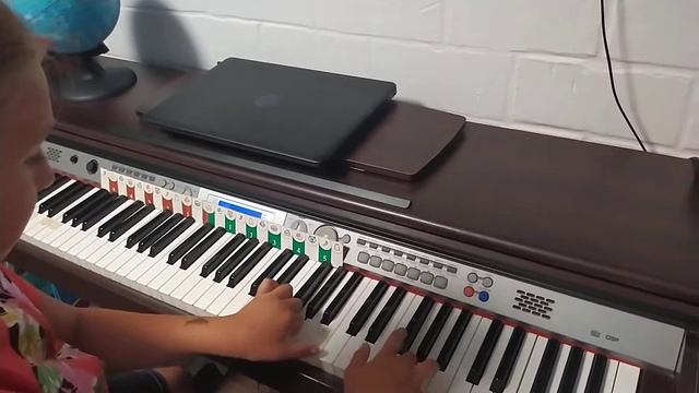 учимся читать ноты с программой софт Моцарт, Таня, 10 лет