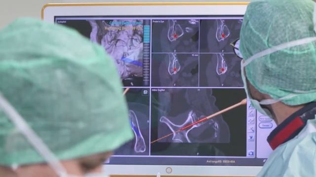 Позвоночно-тазовая фиксация с использованием системы UBase™