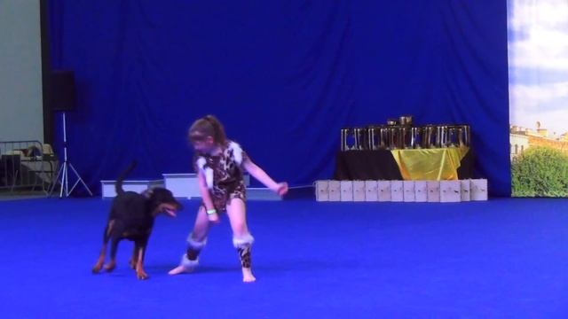 Лобастова Мария и Босерон Истгаард Аида. Класс Беби