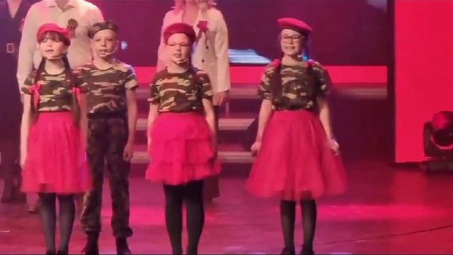 За каждый рассвет, спасибо тебе ДЕД!
 Городской концерт в честь Великой Победы.