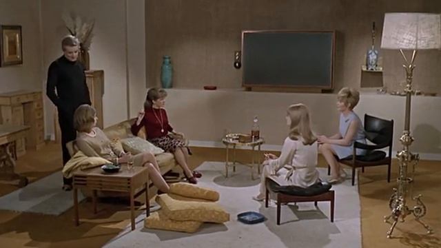 Вы не живете - вы просто убиваете время. 1966