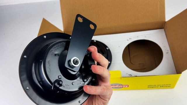 Сигнал мембранный (диск) W -1046, 12V черный 150мм уп.6 шт