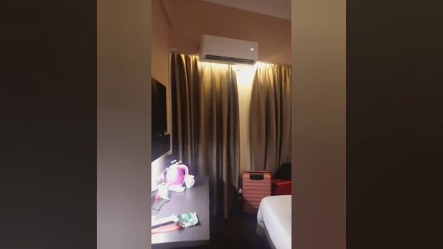 My 3-Star Hotel Room Tour | Kuala Lumpur Hotel | Malaysia Travel Vlog | Day 1