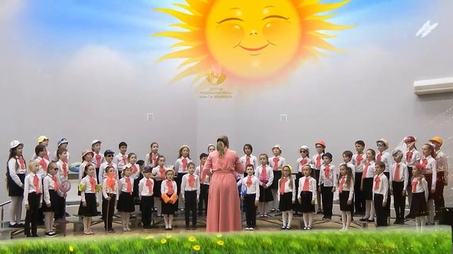 Песенка о лете хор 1х классов ФОРМАНТА ДМШ им. Т.А. Докшицера г. Москва рук. Афанасьева Н.В.