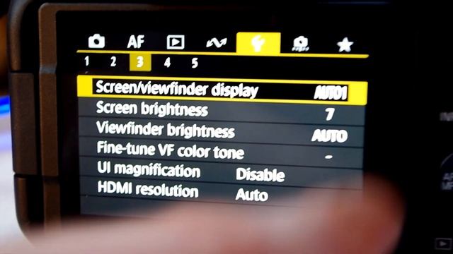 Canon EOS R50 - aparat idealny dla amatorów?