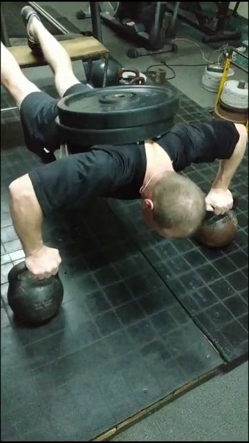 Это же отжимание 50кг.