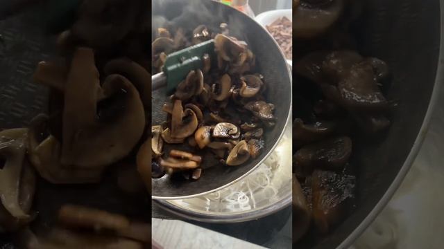 Самая вкусная не острая фунчоза. Лучший рецепт фунчозы с грибами #food #cooking