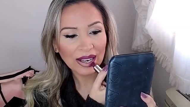 Batom Gel Semi-Matte Crushed Berry Mary Kay