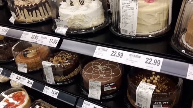 Beautiful Cakes & Pastries At Metro Grocery Store