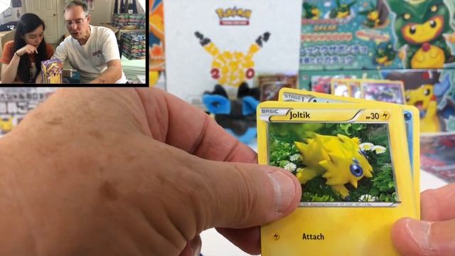 OPENING THE NEW INCINEROAR PREMIUM COLLECTION BOX WITH MY DAD [FATHER'S DAY SPECIAL]