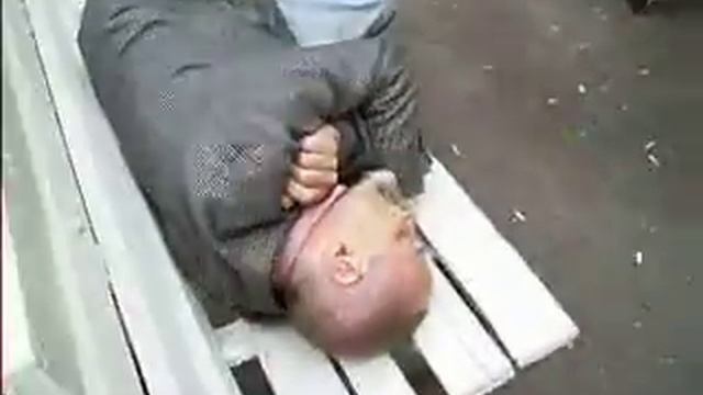 Rap To Homeless Men Реп бомжу