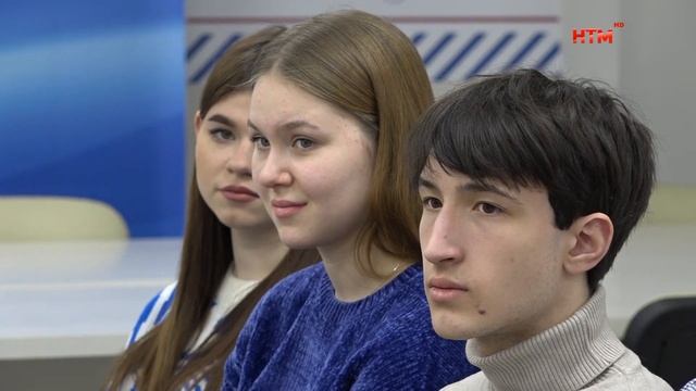 Беседа о высоком и прекрасном. На площадке Штаба общественной поддержки состоялся вечер поэзии.