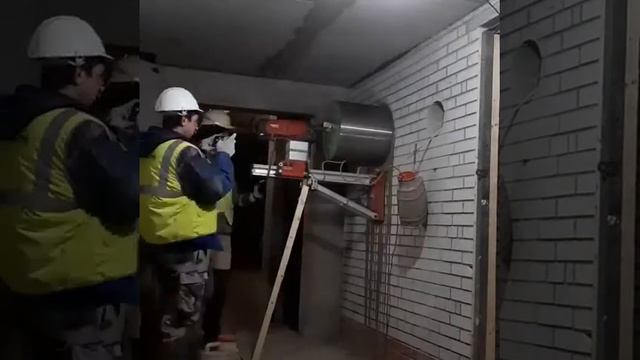 Алмазное бурение большого диаметра.