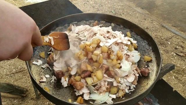 КАРТОХА НА КОСТРЕ С МЯСОМ И ГРИБАМИ на диске