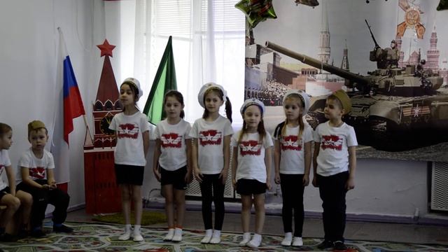 4 стих на утренника к 23 февраля 2024