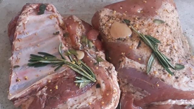 Реберця з картоплею.////Ребрышки с картошкой