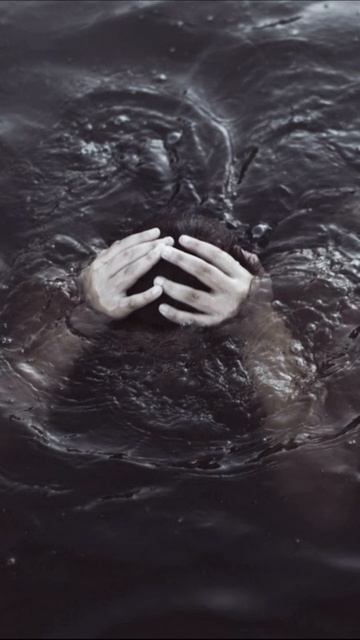 Тёмная душа пустая!