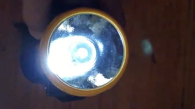 Đèn Pin Sạc đội đầu LED COMET CRT1611B