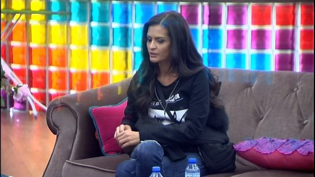 Колко диалекта владее Преслава | Vip Brother