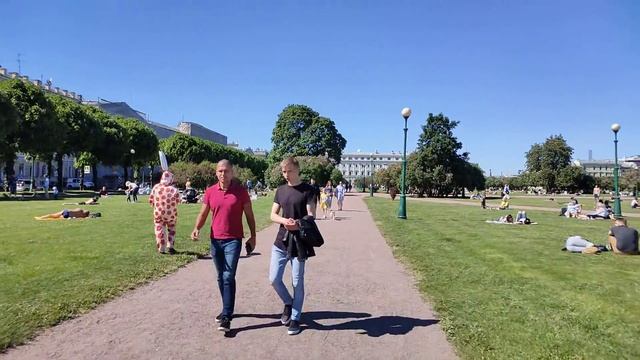 Марсово поле и живая пицца 🍕 13.06.2020