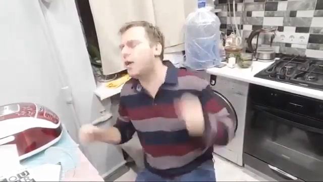 Утешительный концерт для не выигравших Сатурн. Поет Saveliy Ad