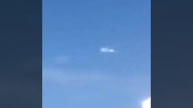 НЛО запечатлено на камеру 👁️🗨️ UFO Captured On Camera