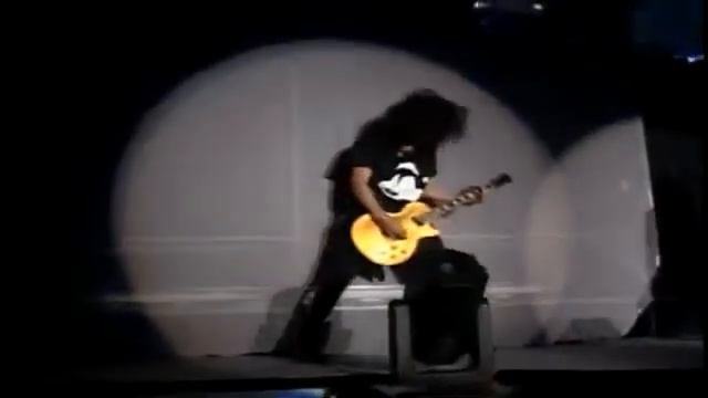 Guns N' Roses   Don't Cry Live Tokyo 1992 HD