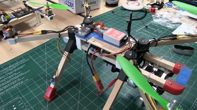QuadLugs Trying Something New - Settling On A Design With Camera And Flight Footage