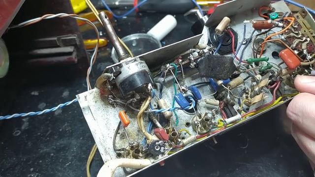 5 Radio Philips B1E92U