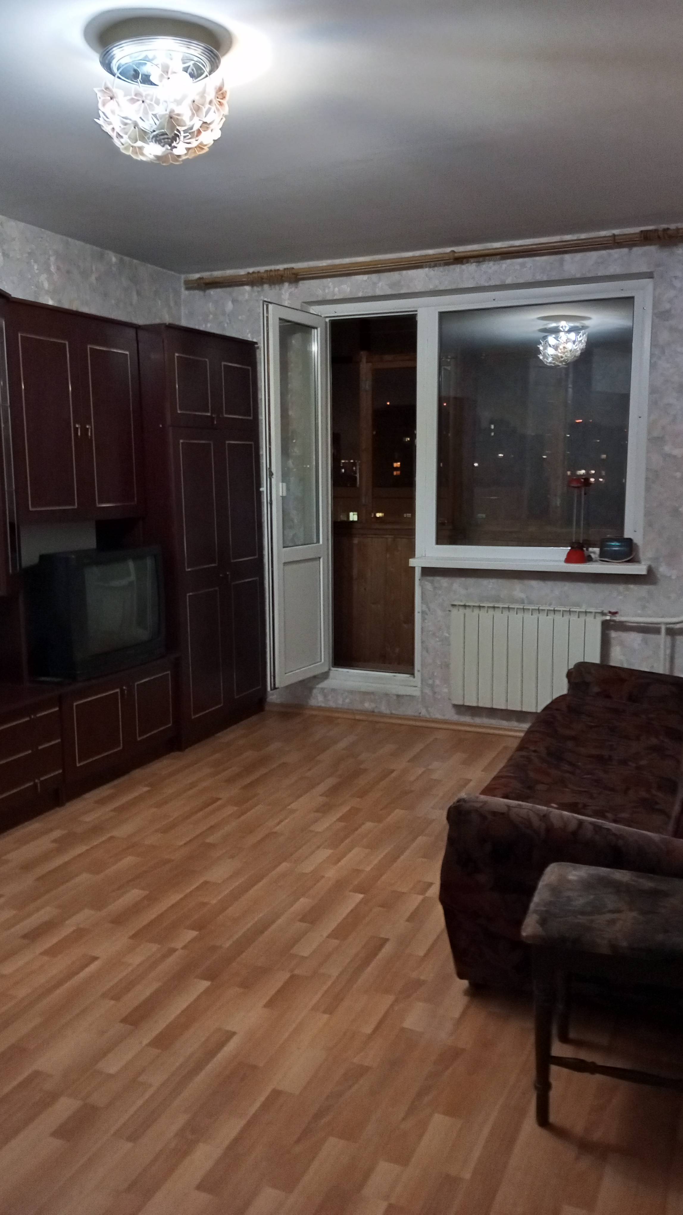 Сдам квартиру однокомнатную ул.  Стартовая дом 7.МОГУ СДАТЬ ПО МЕСЯЦАМ ТОГДА СУММА ЗА МЕСЯЦ БУДЕТ 70