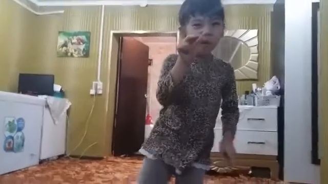 Будущая звезда танцпола