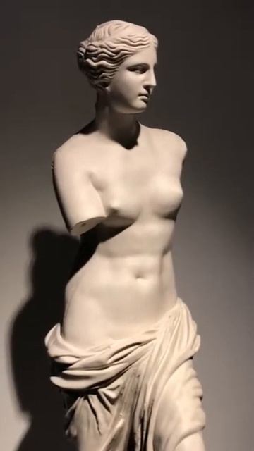 VENUS DE MILO