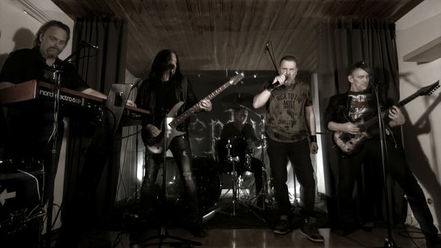 NEPTUNE - Black Rain [live]