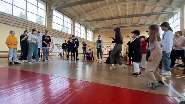 Чемпионат и Первенство Брянской области   Девушки 19+  Халк Старший Vs Плутон