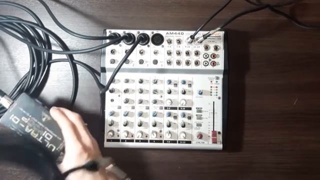 Como Conectar una Consola de Sonido