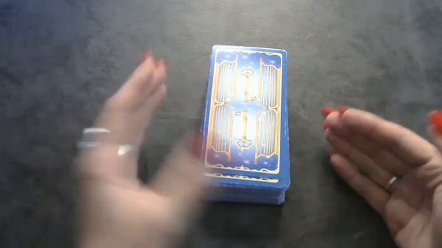 Водолей Таро прогноз на декабрь 2023 года