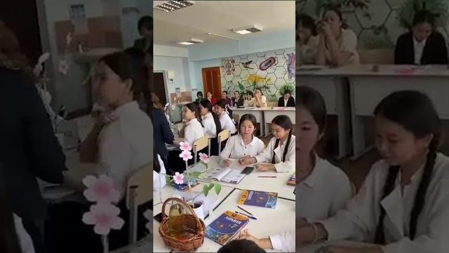 Тағам құрамындағы қоректік заттар (7 сынып)