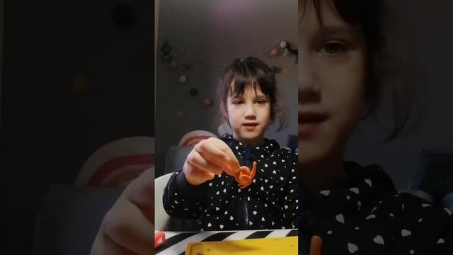 леплю кота из пластилина