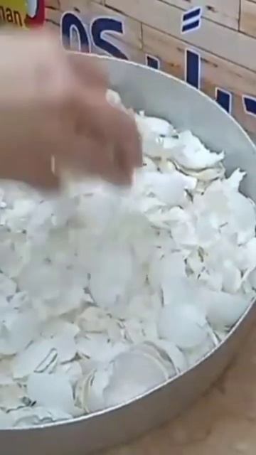 تحويل قشر البيض لمسحوق غسيل حصري لاول مرة على اليوتيوب