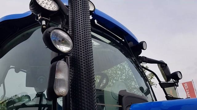 Traktor New Holland T6.140 AC, FZW, FH, DL, Germany