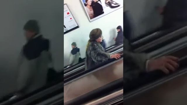 Злая Бабка зек материца диктора
