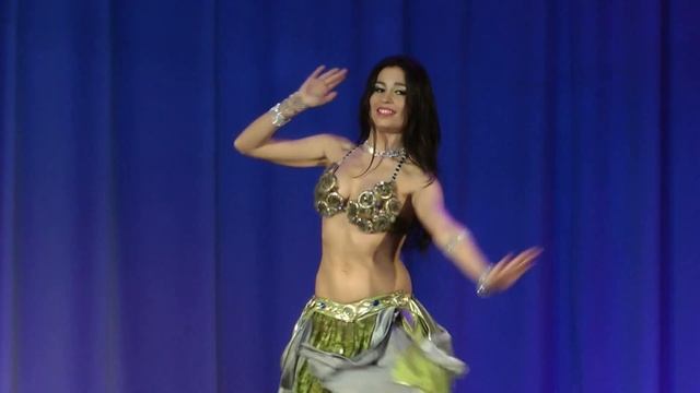 Anna Sitnik ⊰⊱ Gala Show Ed Dalla B'Day '12.