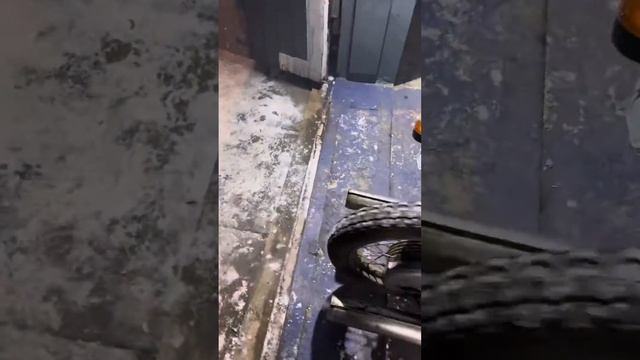 40 лет стоял!! пробег всего 2К!!! Завели почти новый юпитер