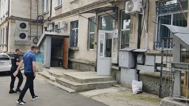 За час до заседания ЦИК по зарубежным участкам, посол США встретился с Чимилом