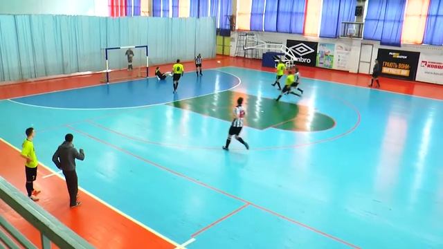 2015  Укрсоцбанк 1:4 Райффайзен Банк Аваль
