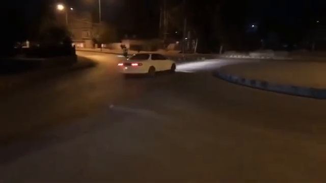 Toyota Mark 2 Drifting Video | Peshawar Drifting Mark 2 Round About