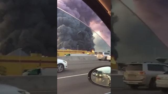 Горит рынок в Строгино Синдика