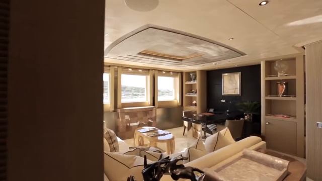 Суперяхта RoMEA 82м