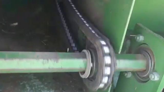 Пресс-подборщик John Deere 342